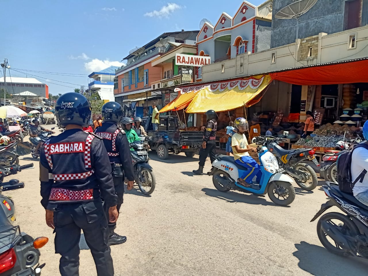 Patroli Dialogis, Turjawali Samapta Polres Belu Atur Lalin dan Imbau Masyarakat Jauhi Tindak Kejahatan