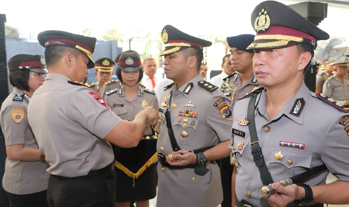 Jabatan Kapolres Belu Berpindah Tangan dari AKBP Christian Tobing ke AKBP Cliffry Steiny Lapian