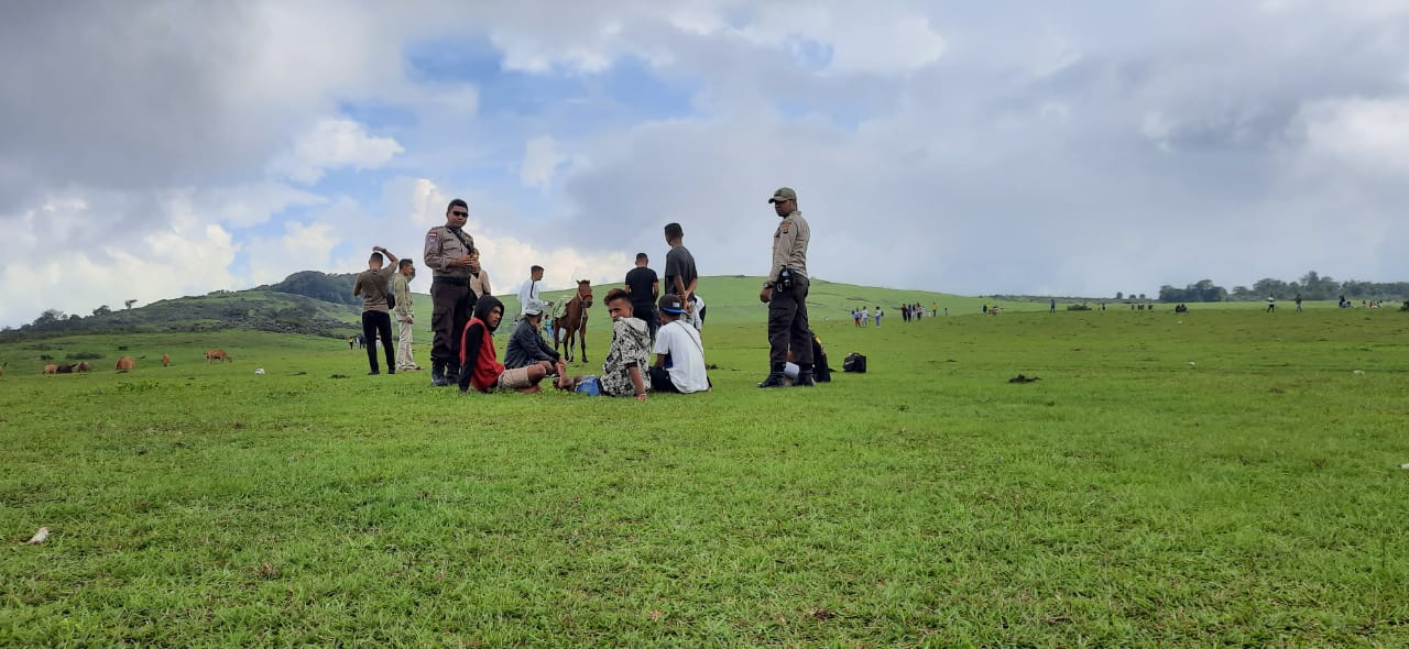 Turun Lakukan Pengamanan, Polsek Lamaknen Beri Sejumlah Imbauan Ini Kepada Pengujung Wisata Fulan Fehan