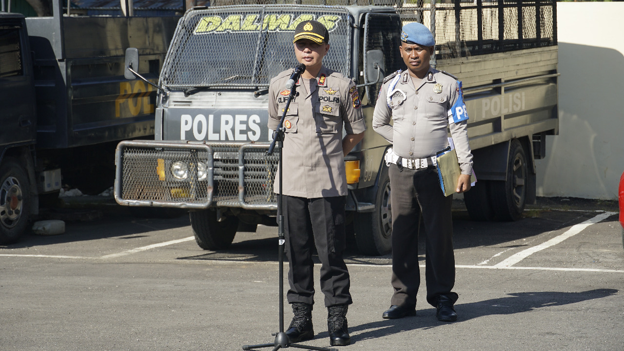 Jam Pimpinan, Kapolres Belu: Polisi Harusnya Menjadi Contoh Tertib Berlalu Lintas