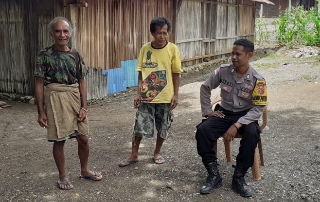 Curah Hujan Meningkat, Bhabinkamtibmas Silawan Larang Warga Bakar Hutan dan Lahan